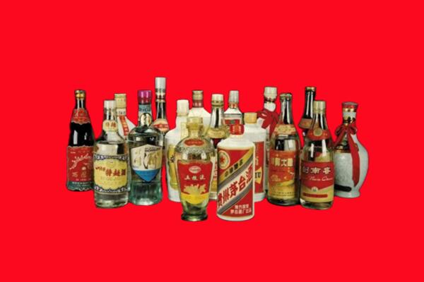 红山区回收十八老酒.jpg